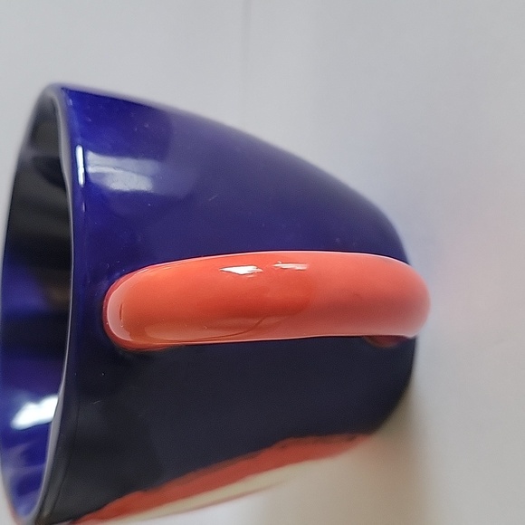 Marvel Avengers. Captain America Shield Mug Ceramic. Colors Blue, Red, White. - Picture 8 of 9